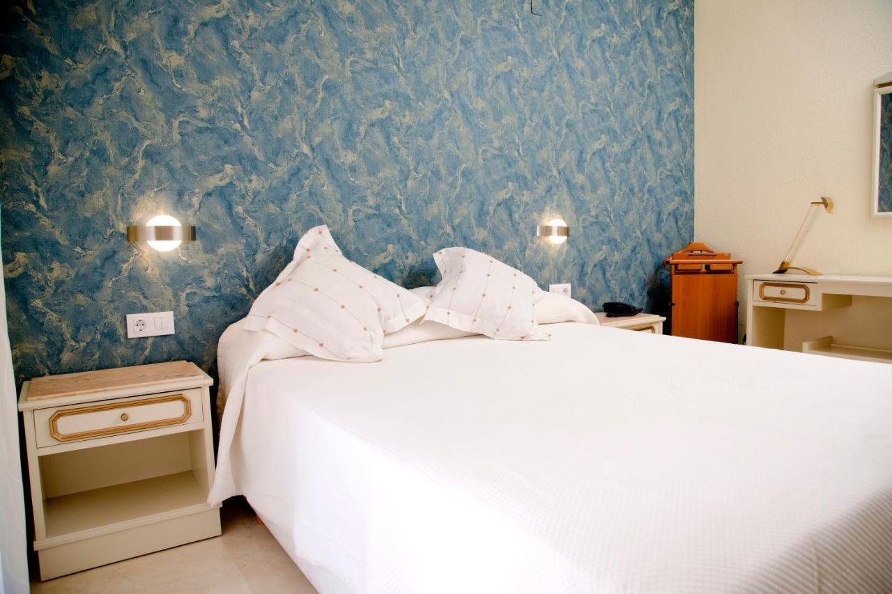 Hotel Reina Victoria Hellín Zewnętrze zdjęcie